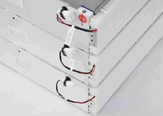 Modulo di alluminio 517.8mmx437.2mmx115.5mm del modulo di batteria al litio di EIKTO 47.5kg